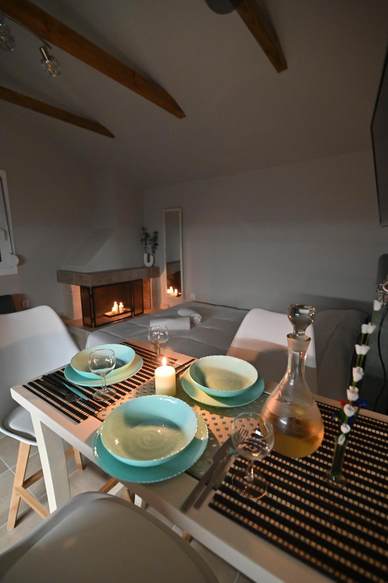 Eva 's Apartment